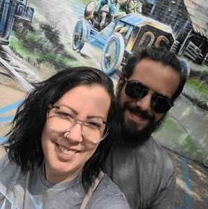 Meet your Posher, Mia